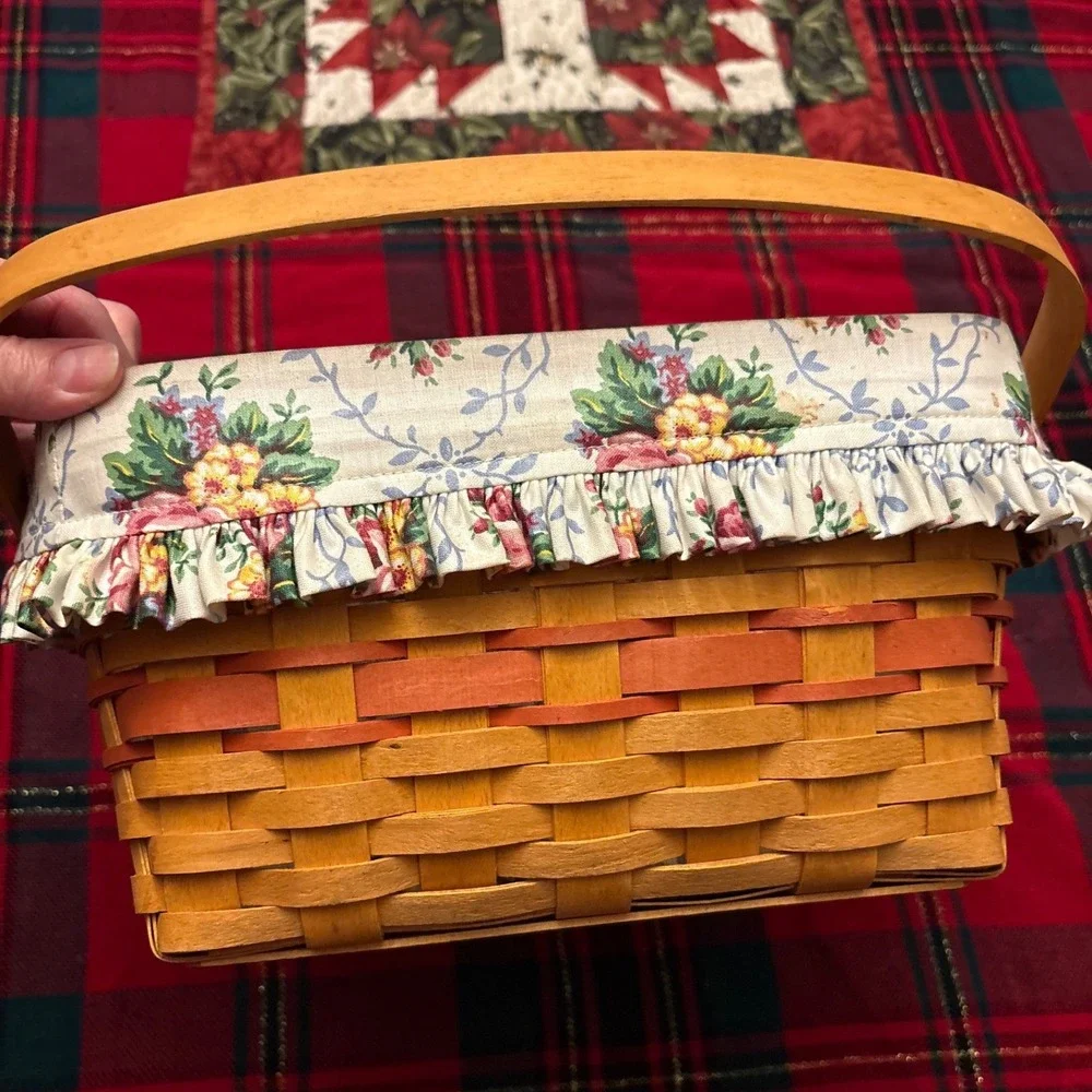 Longaberger Basket Handwoven Dresden Ohio USA Floral Liner Handles 1997 2 Colors